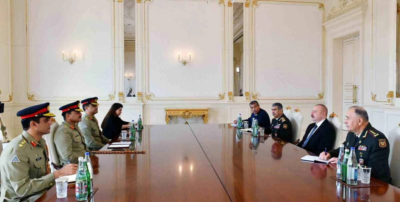 Azerbaycan Cumhurbaşkanı İlham Aliyev, Pakistan\'ı Cammu Keşmir konusunda desteklediğini açıkladı