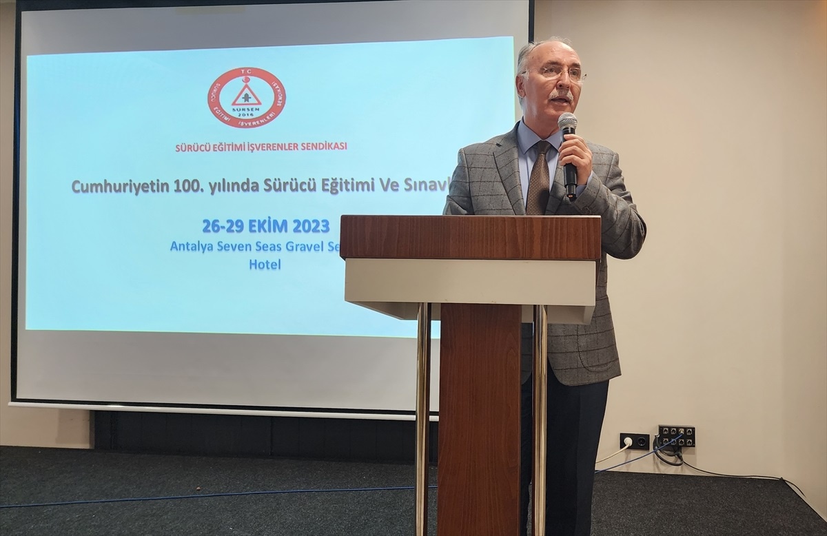 Antalya\'da Sürücü Eğitimi İşverenleri Çalıştayı Düzenlendi