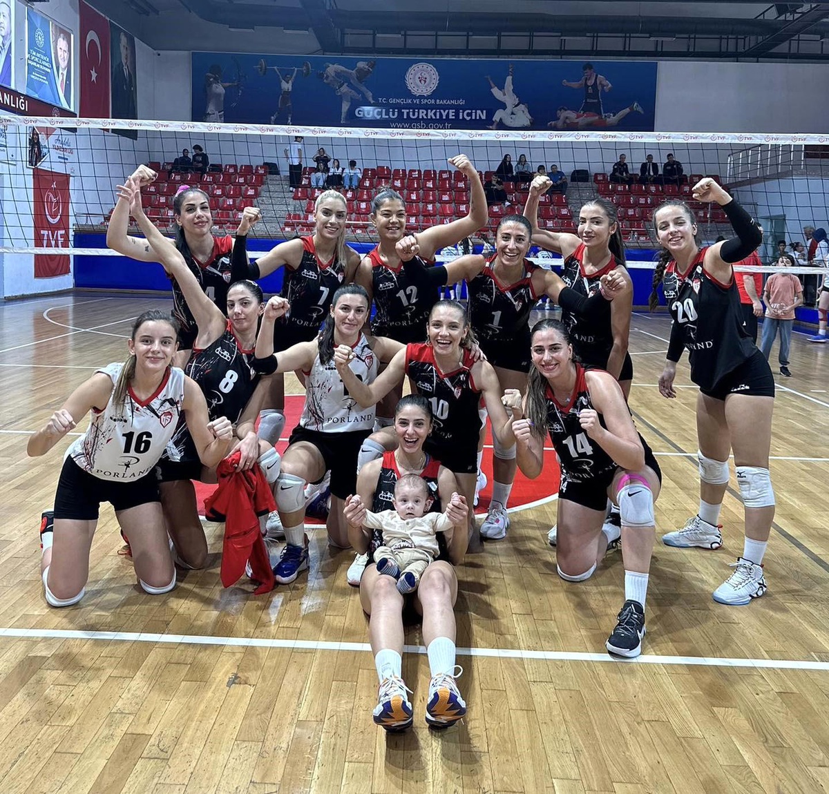 Bilecik Belediye Spor, Düzce\'yi 3-0 mağlup etti