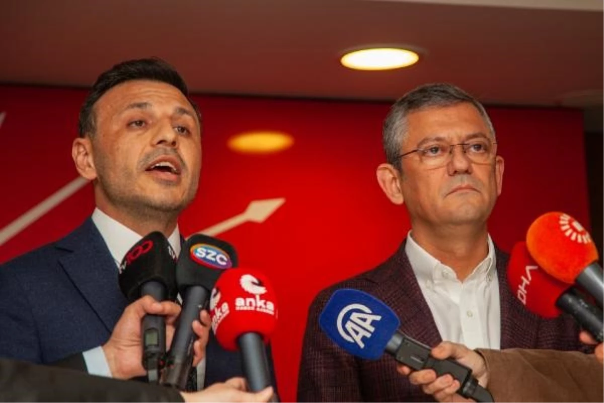 CHP İstanbul İl Başkanı Özgür Çelik, Özgür Özel\'e destek açıkladı