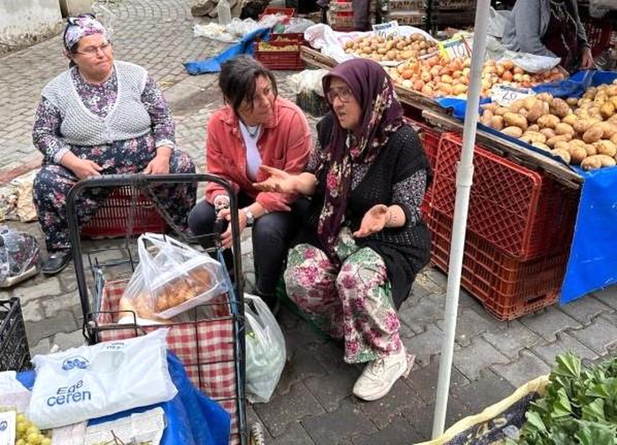 CHP Selçuk İlçe Başkanı İpek Onbaşıoğlu, saha çalışmalarına başladı