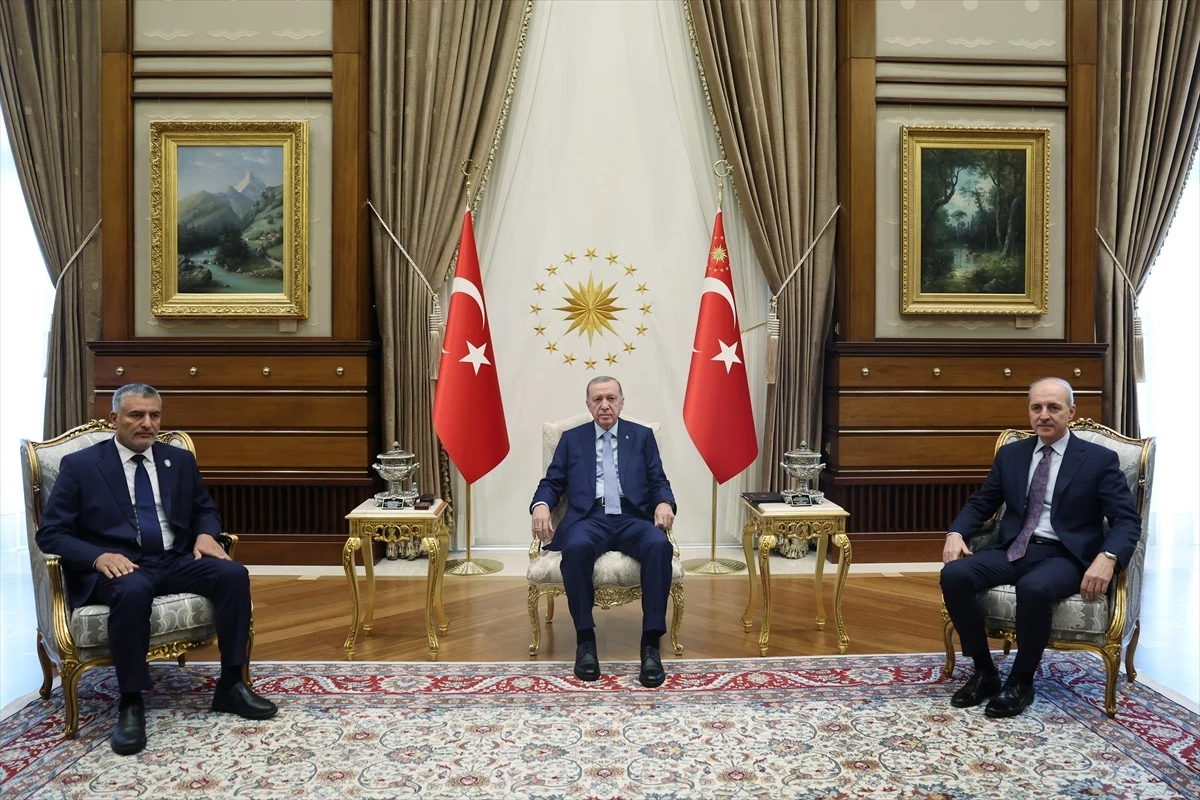 Cumhurbaşkanı Erdoğan, Libya DYK Başkanı Tekale ile görüştü