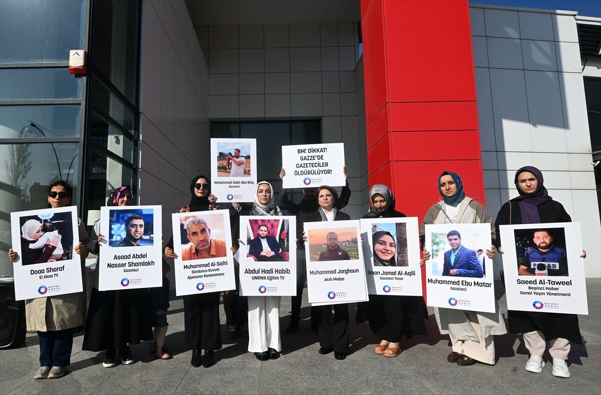 Duyarlı Medya Derneği İsrail\'in Filistin\'e yönelik saldırılarını protesto etti