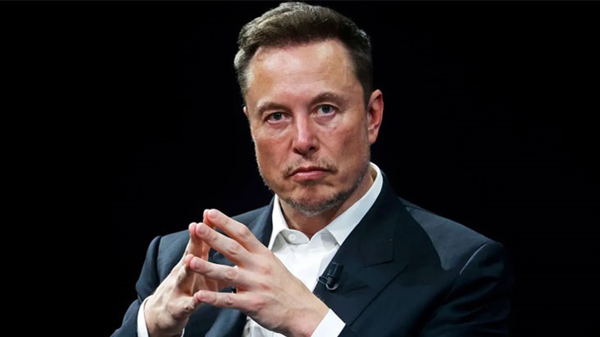 Elon Musk: Yapay zeka insanlığın karşı karşıya olduğu en acil risk