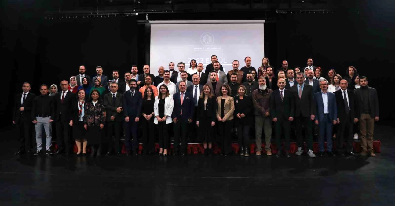 Atatürk Üniversitesi Bilimsel Teşvik Törenlerini Sürdürüyor