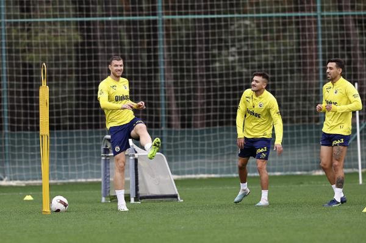 Fenerbahçe, Trabzonspor maçı hazırlıklarına devam ediyor