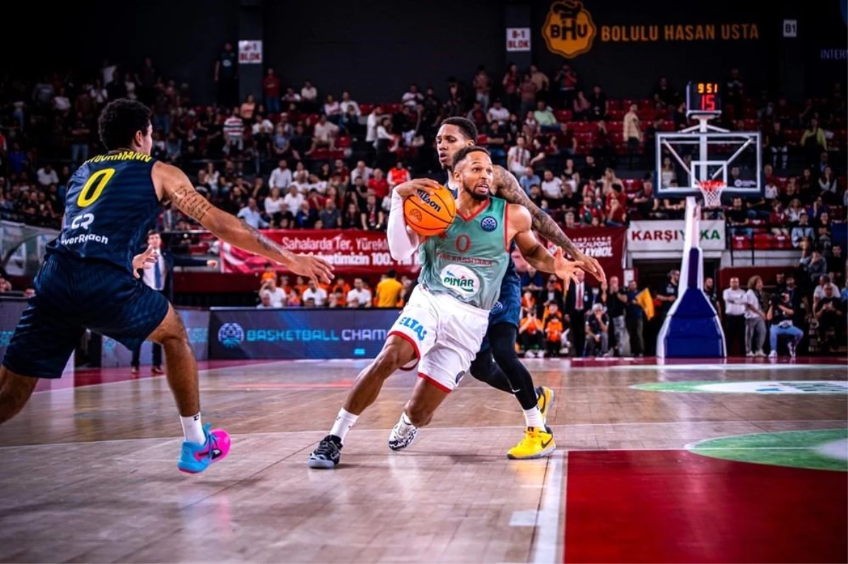 Pınar Karşıyaka, Ewe Basket\'i mağlup etti