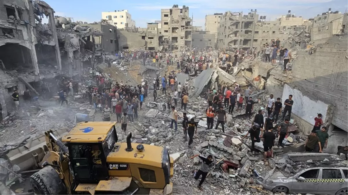 Gazze\'de iletişim ve internet tamamen kesildi 