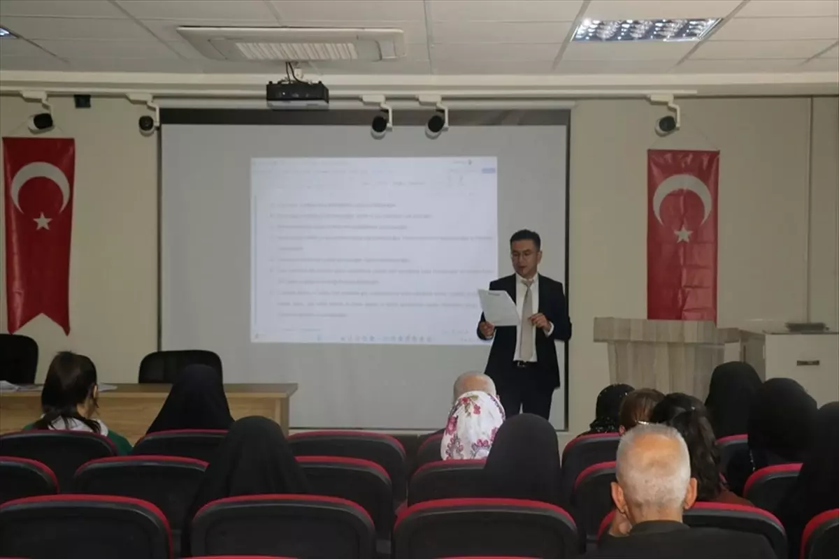 Cizre\'de temizlik personellerine iş sağlığı ve güvenliği eğitimi verildi