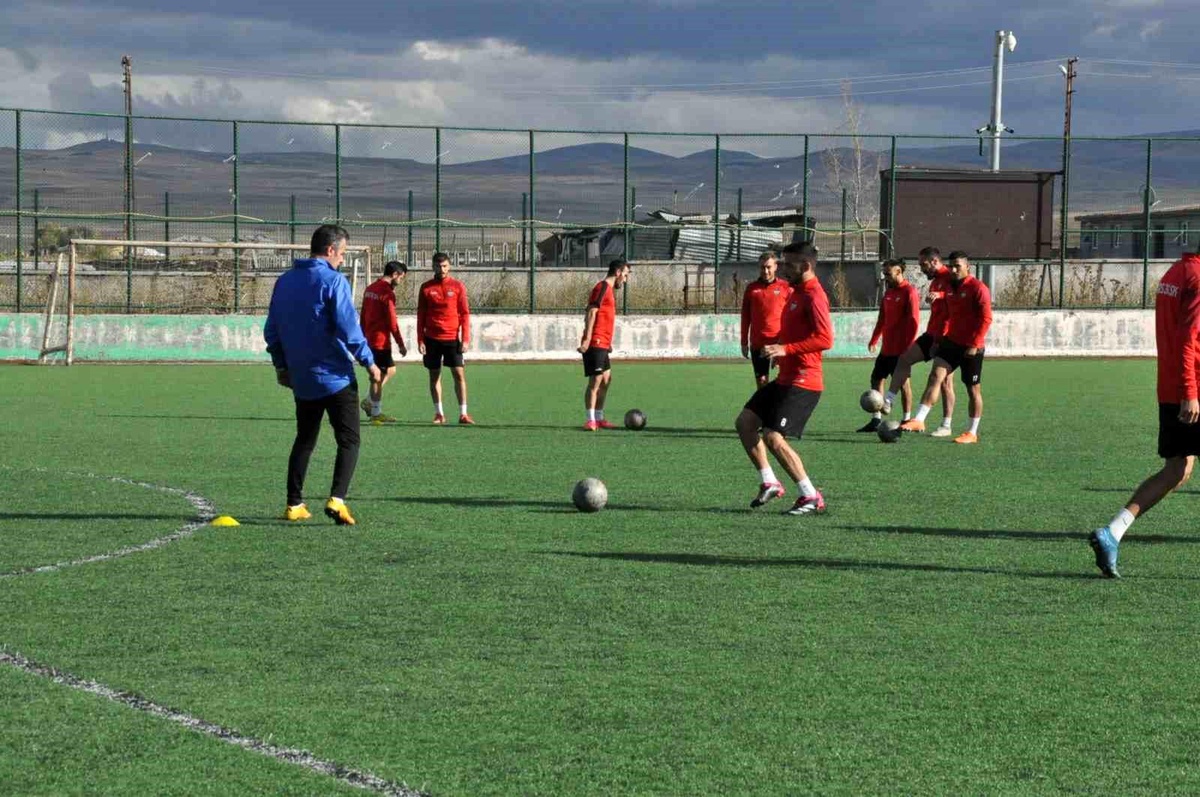 Kars 36 Spor, Palandöken maçı hazırlıklarını sürdürüyor