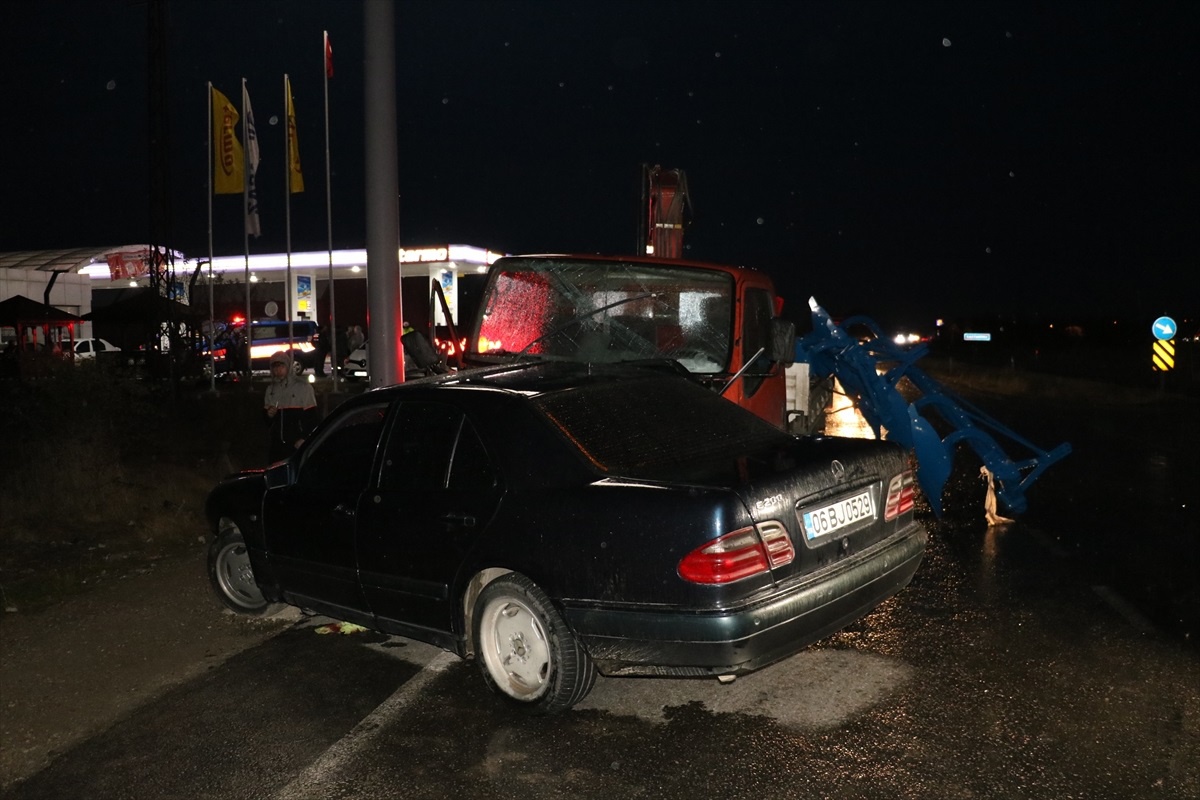 Kastamonu\'da İki Ayrı Trafik Kazasında 6 Kişi Yaralandı