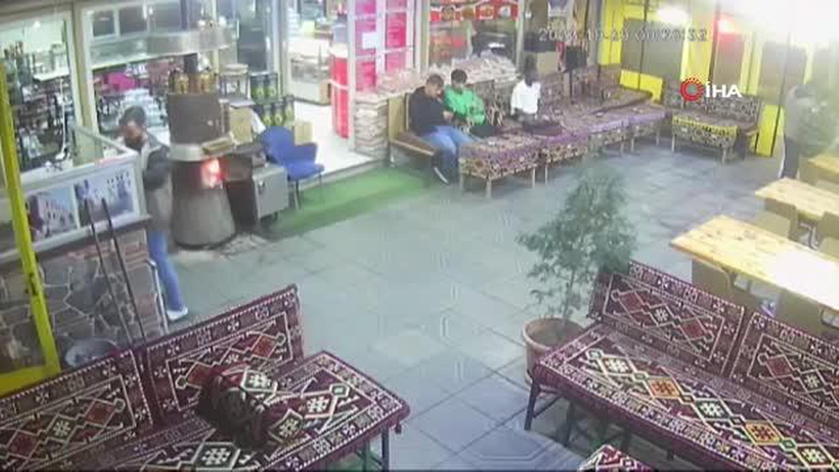 Arnavutköy\'de Kafe Savaşı