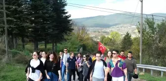 Bolu Abant İzzet Baysal Üniversitesi öğrencileri çevreyi temizledi