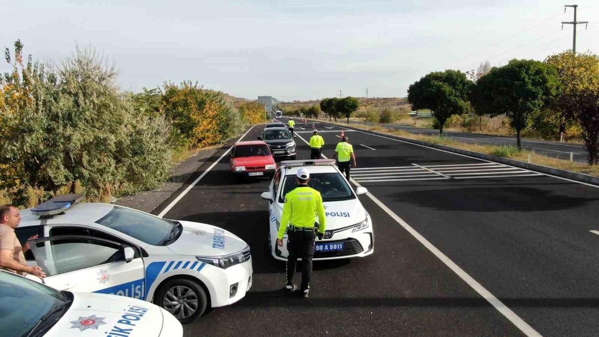 Nevşehir\'de Drone Destekli Trafik Denetimi Yapıldı