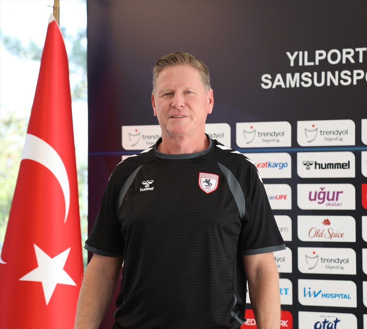 Yılport Samsunspor Teknik Direktörü Gisdol, Oyunculara Güven Aşılıyor
