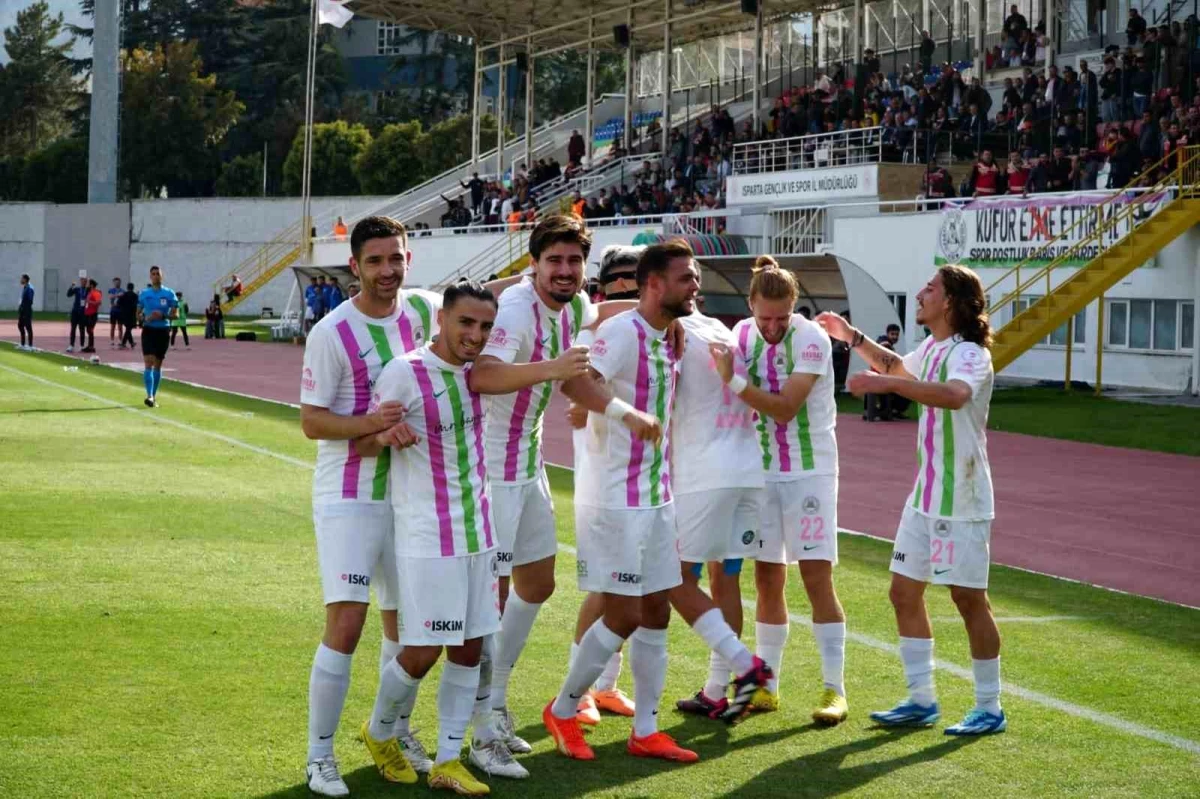 Ziraat Türkiye Kupası\'nda Isparta 32 Spor, Yeni Mersin İdmanyurdu\'nu 3-0 mağlup etti