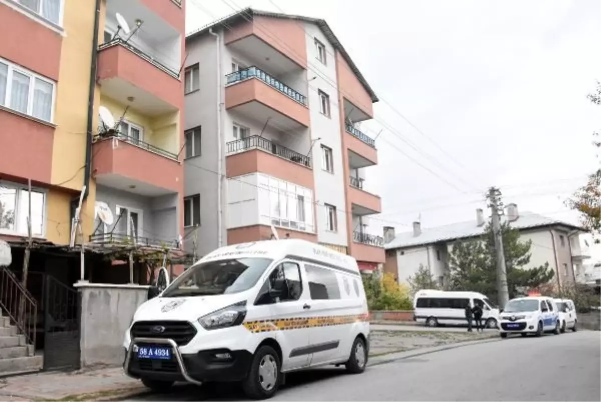 Sivas'ta 20 aylık bebek pencereden düştü