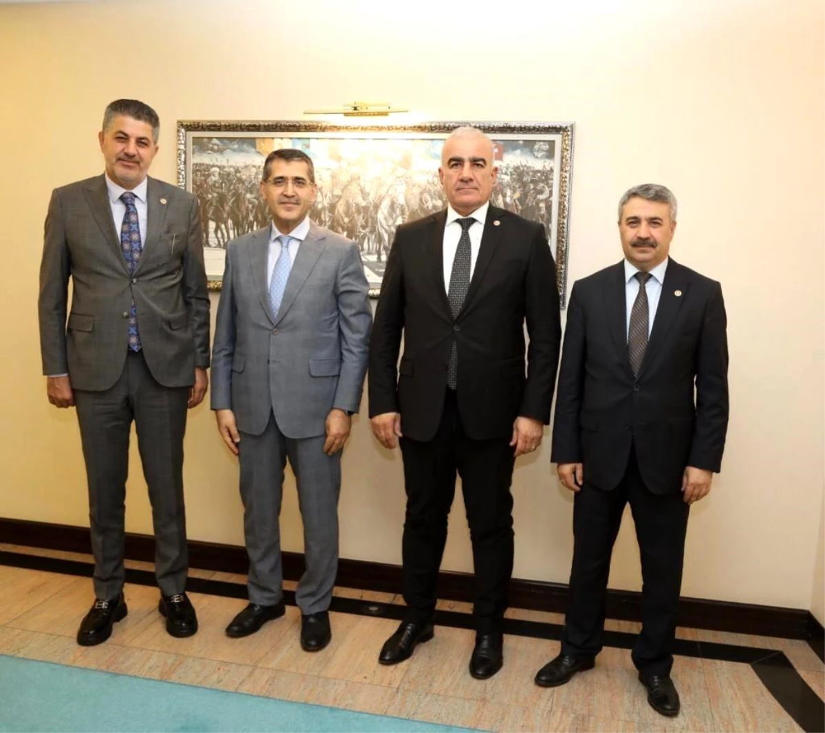 Adıyaman Milletvekilleri, Cumhurbaşkanlığı Strateji ve Betçe Başkanı İbrahim Şenel\'den destek talep etti