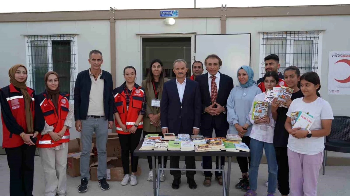 Adıyaman Belediye Başkanı Süleyman Kılınç, Kitap Bağış Kampanyası Kapsamında Öğrencilerle Buluştu