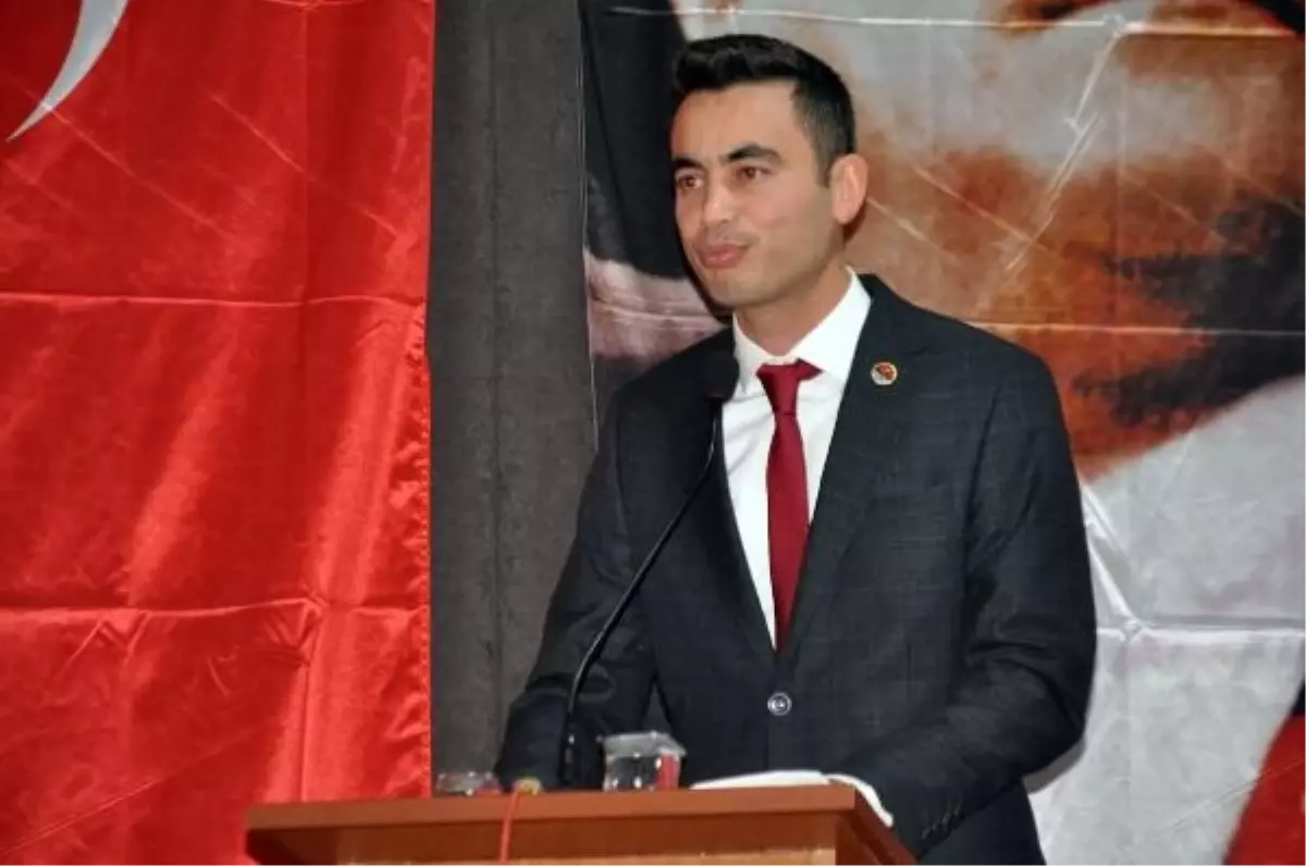 CHP Karaman İl Başkanı Recai Evcen, 38. Olağan Kurultay'da Özgür Özel'i destekleyeceğini açıkladı