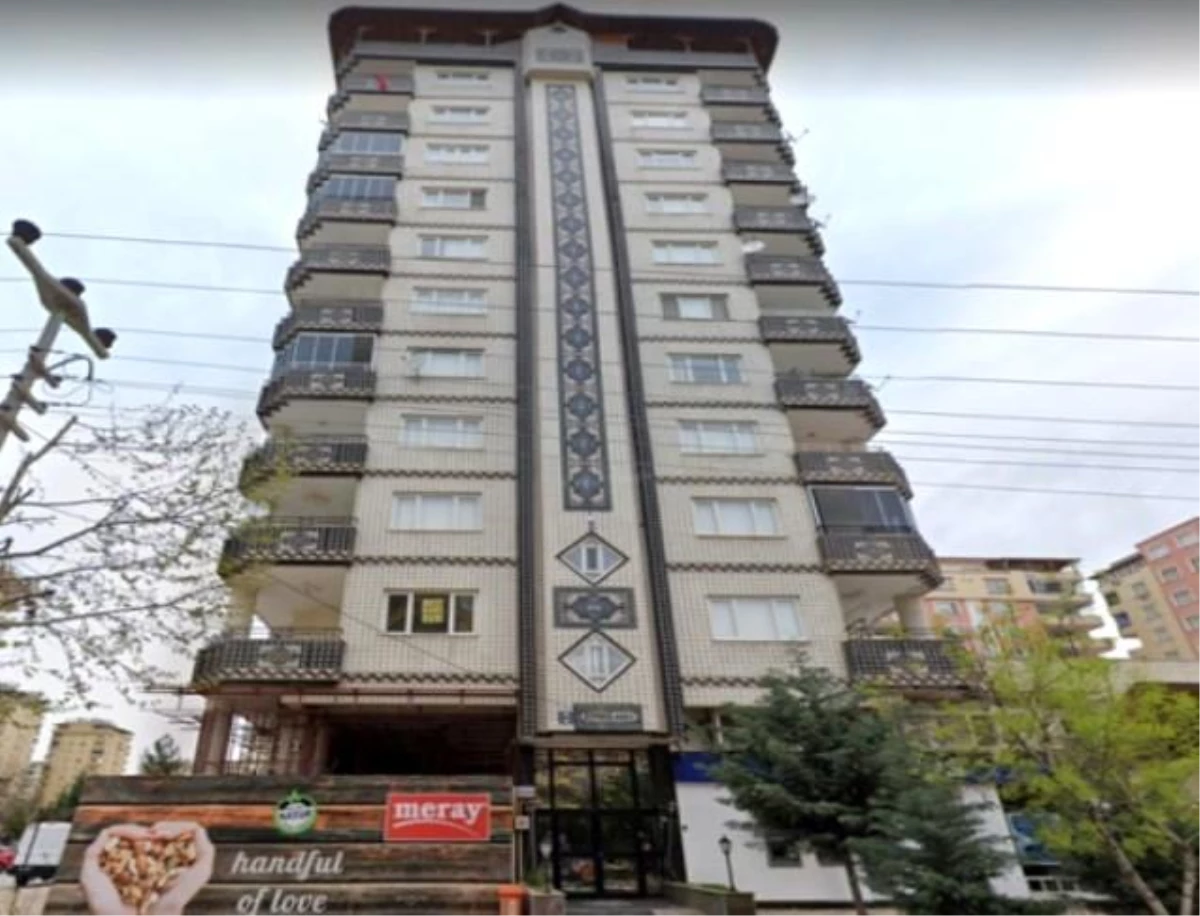 Depremde 49 kişinin öldüğü Emre Apartmanı\'yla ilgili şok detay: Banka şubesi kredi vermediği iş yerinin bulunduğu binaya kiracı olmuş