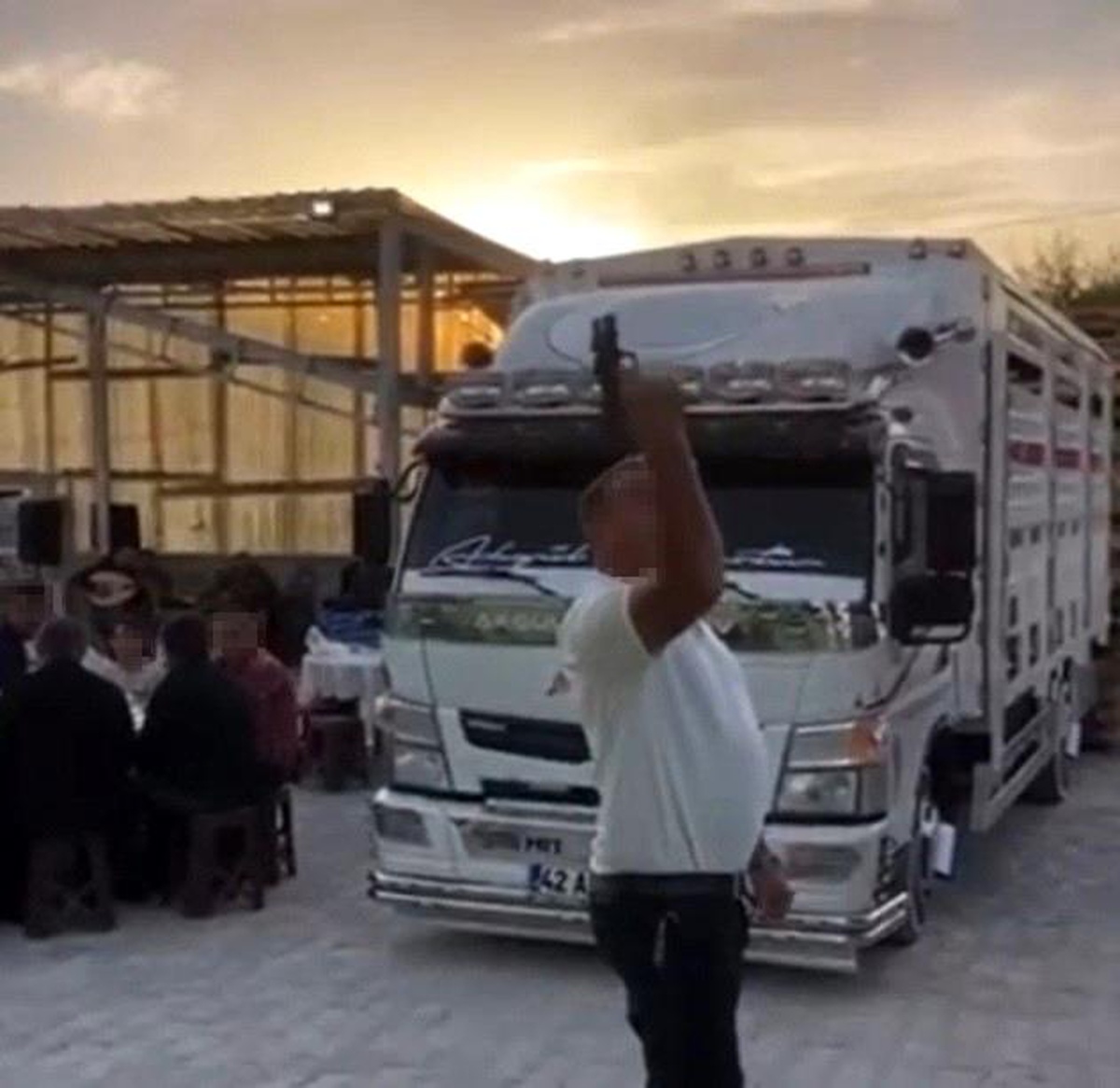 Konya\'da düğün magandası havaya ateş açtı