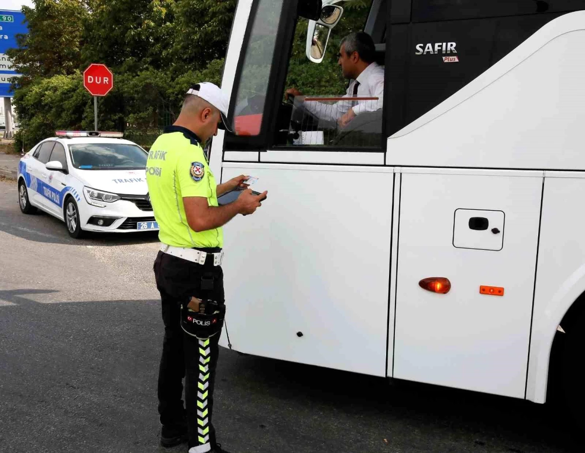 Eskişehir\'de Ekim Ayında 93 Bin Araç Sorgulandı, 34 Bin 467 Trafik Cezası Uygulandı