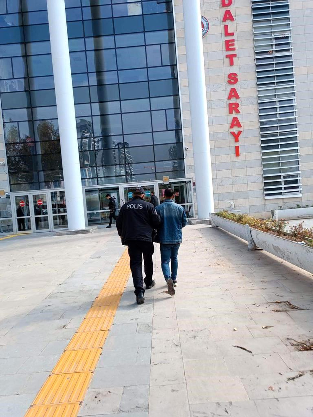 Elazığ\'da 21 Yıl Hapis Cezası Bulunan Şahıs Yakalandı