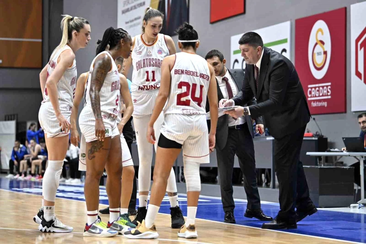Galatasaray Kadın Basketbol Takımı, Başantrenör Milos Paden ile 7\'de 7 yaptı