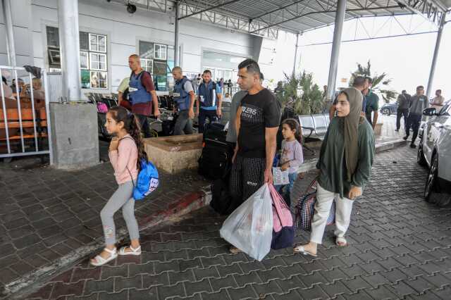 Gazze Şeridi'nden Mısır'a 7 bin yabancı pasaport sahibi geçecek Gazze Şeridi'nden Mısır'a 7 bin yabancı pasaport sahibi geçecek