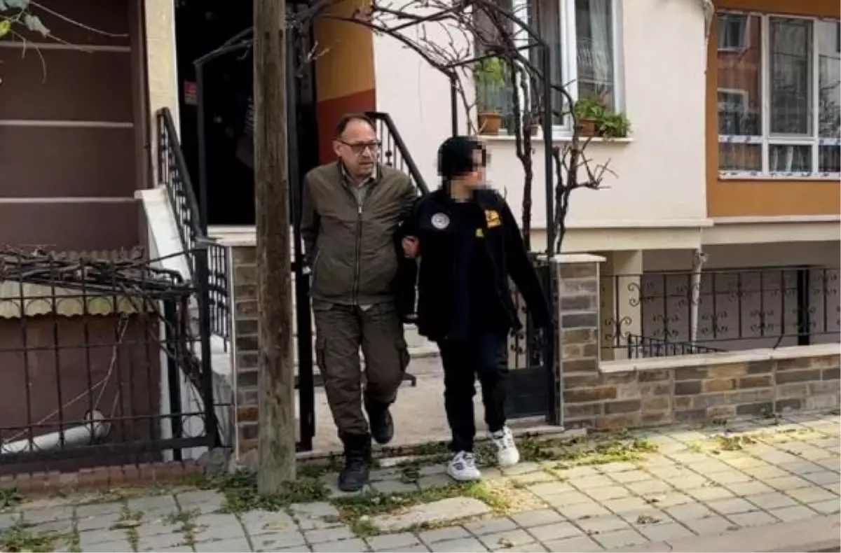 Kendisini Savcı Olarak Tanıtan Şüpheli, Lise Öğrencisini Dolandırdı