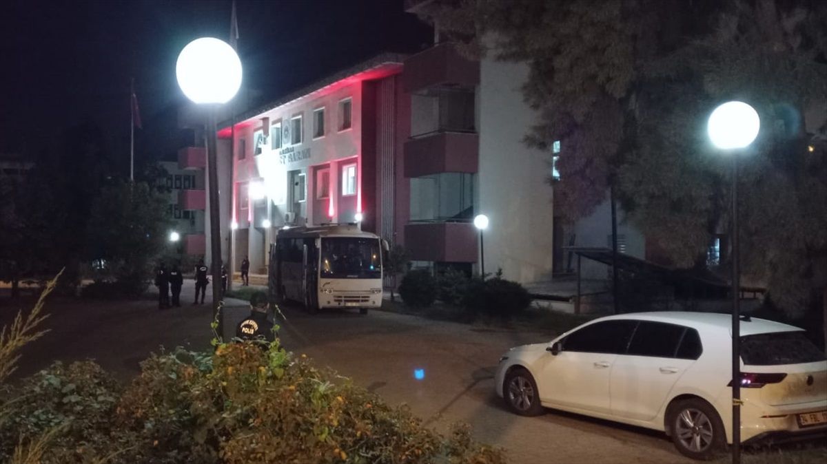 Nazilli Adliyesindeki Kavgada 7 Şüpheli Tutuklandı