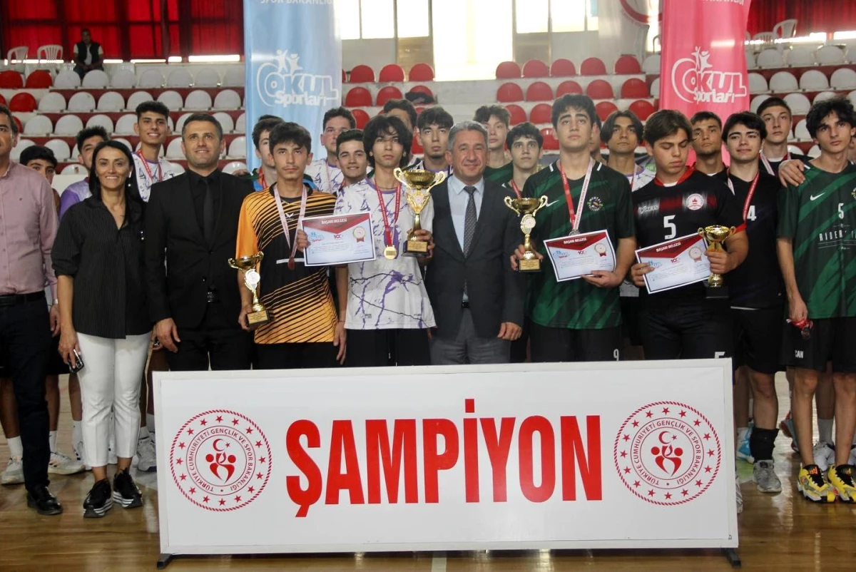 Menteşe Spor Lisesi Genç A Erkekler Voleybol İl Birincisi