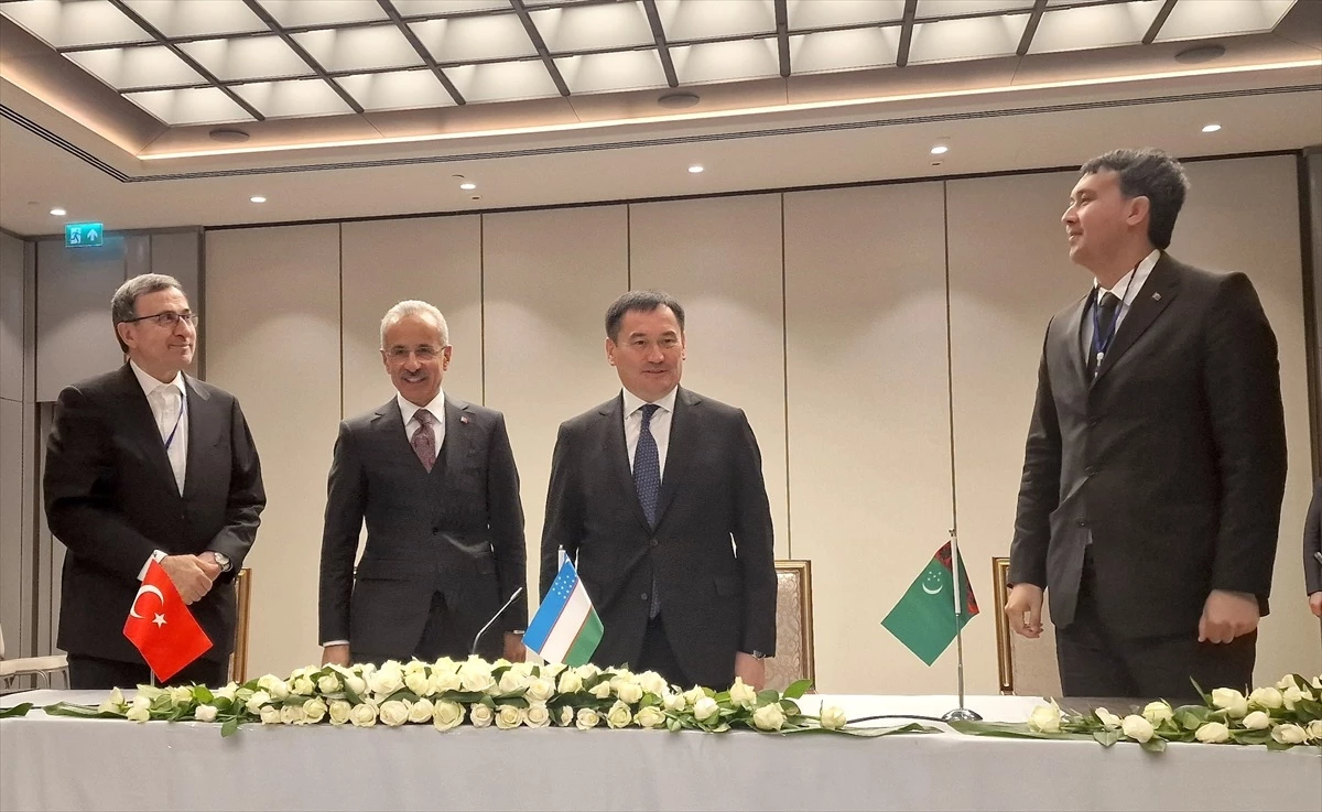 Özbekistan\'da "Ekonomik İşbirliği Teşkilatı Ulaştırma Bakanları 12. Toplantısı" yapıldı