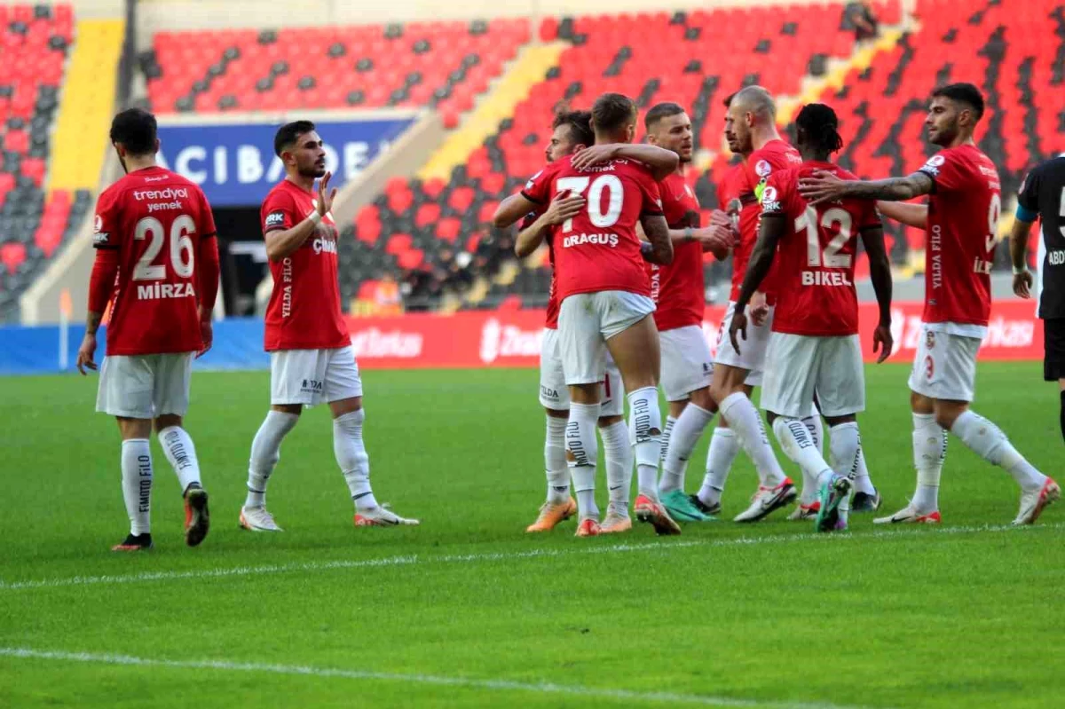 Gaziantep FK, Ziraat Türkiye Kupası\'nda Efeler 09 Spor\'u 4-0 mağlup etti