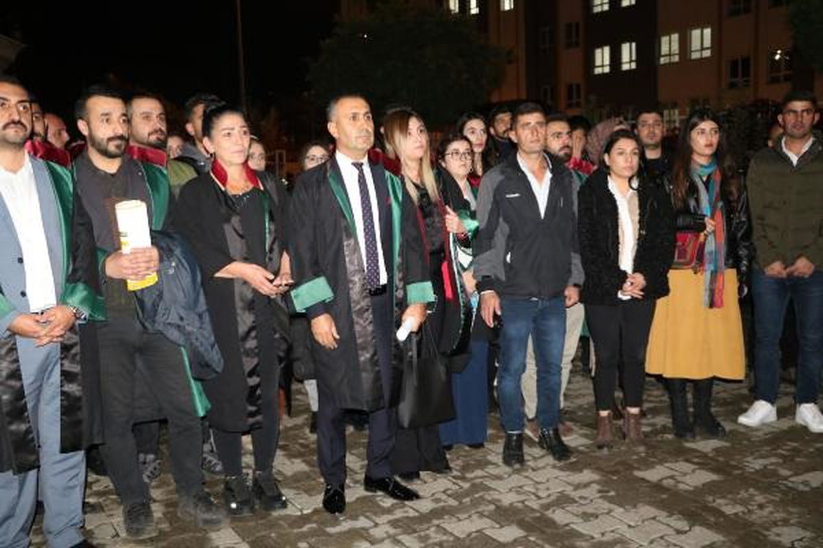 HAKKARİ'de 11 yaşındaki Esra'nın tecavüz ve intihar davasında sanıklar beraat etti