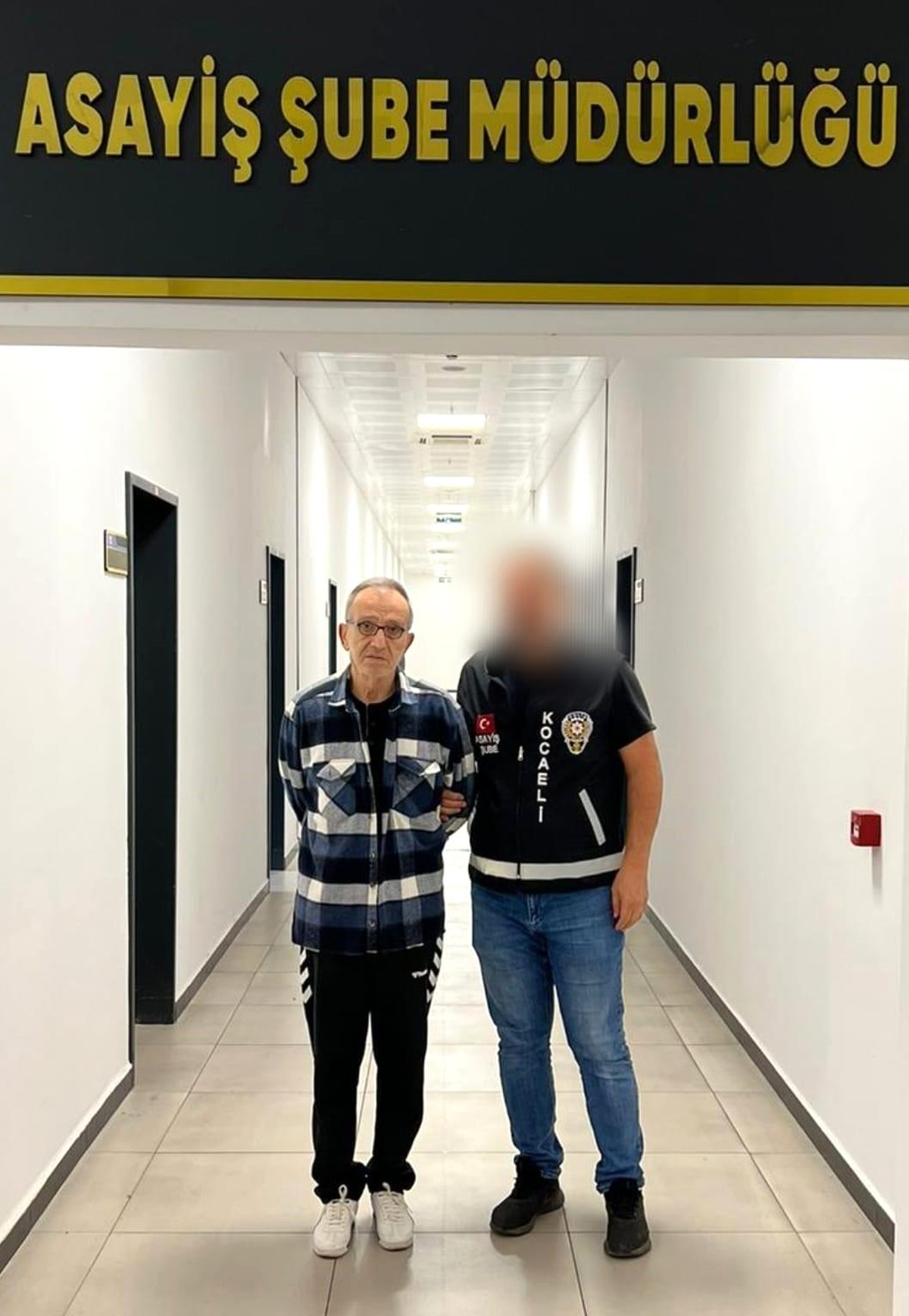 Kocaeli\'de 115 Yıl Hapis Cezasıyla Aranan Şahıs Yakalandı