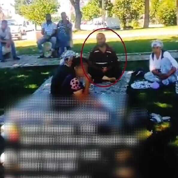 17 yaşındaki kızının, 'satılık' ilanıyla fotoğrafını paylaşan baba, canlı yayında fiyat da vermiş 17 yaşındaki kızının, 'satılık' ilanıyla fotoğrafını paylaşan baba, canlı yayında fiyat da vermiş