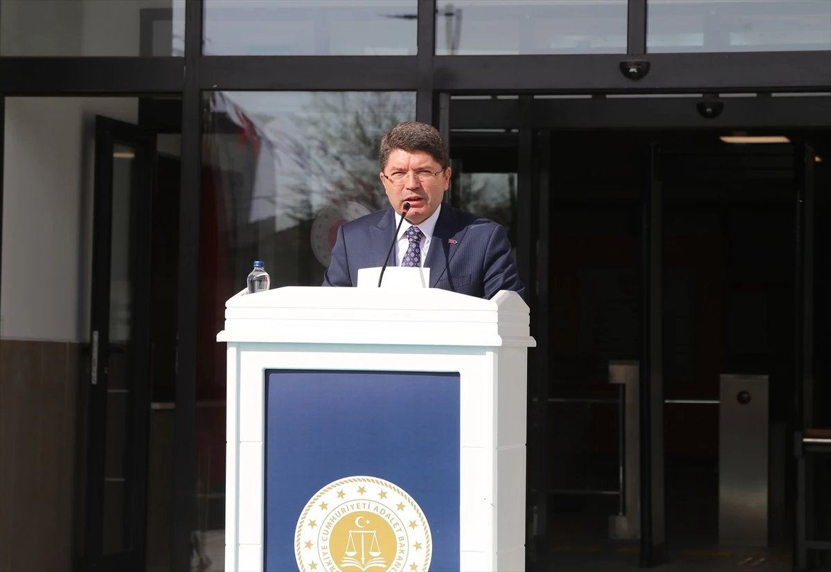 Adalet Bakanı Tunç, Konya\'da Cihanbeyli Adalet Sarayı\'nın açılışında konuştu Açıklaması