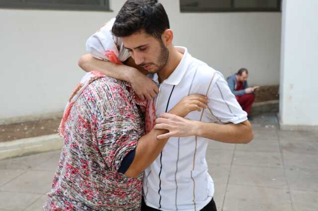 Adana'da eski koca dehşeti! Boşandığı eşinin üzerine kapıyı kilitleyip evi ateşe verdi Adana'da eski koca dehşeti! Boşandığı eşinin üzerine kapıyı kilitleyip evi ateşe verdi