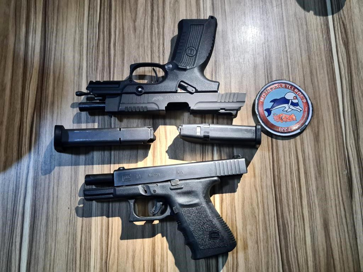 Antalya\'da 232 firari yakalandı, 44\'ü tutuklandı