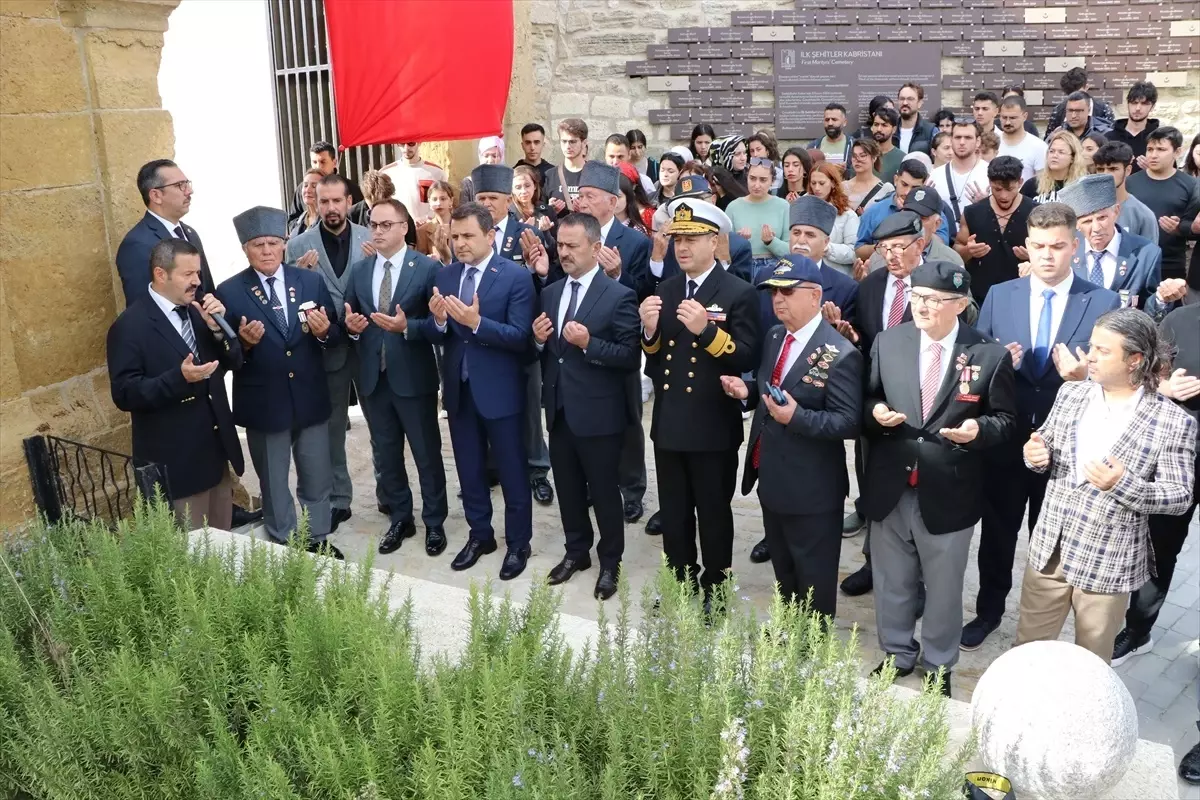 Çanakkale Savaşları\'nın ilk şehitleri, törenle anıldı