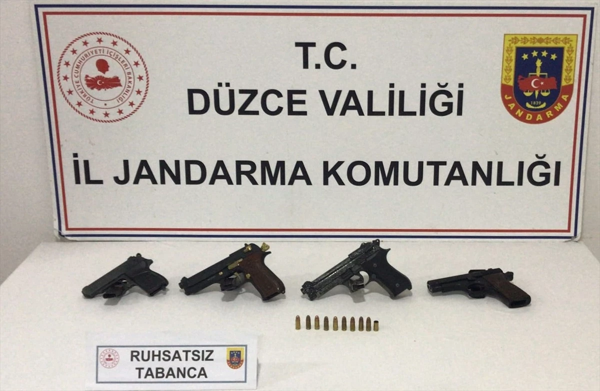 Düzce\'de Ruhsatsız Silah Operasyonu: 2 Şüpheli Gözaltına Alındı