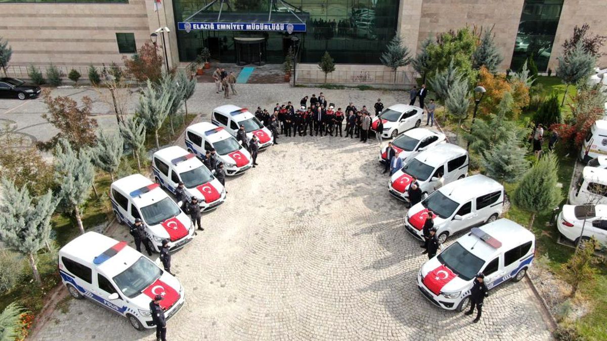 Elazığ İl Emniyet Müdürlüğü 18 yeni aracı filosuna kattı