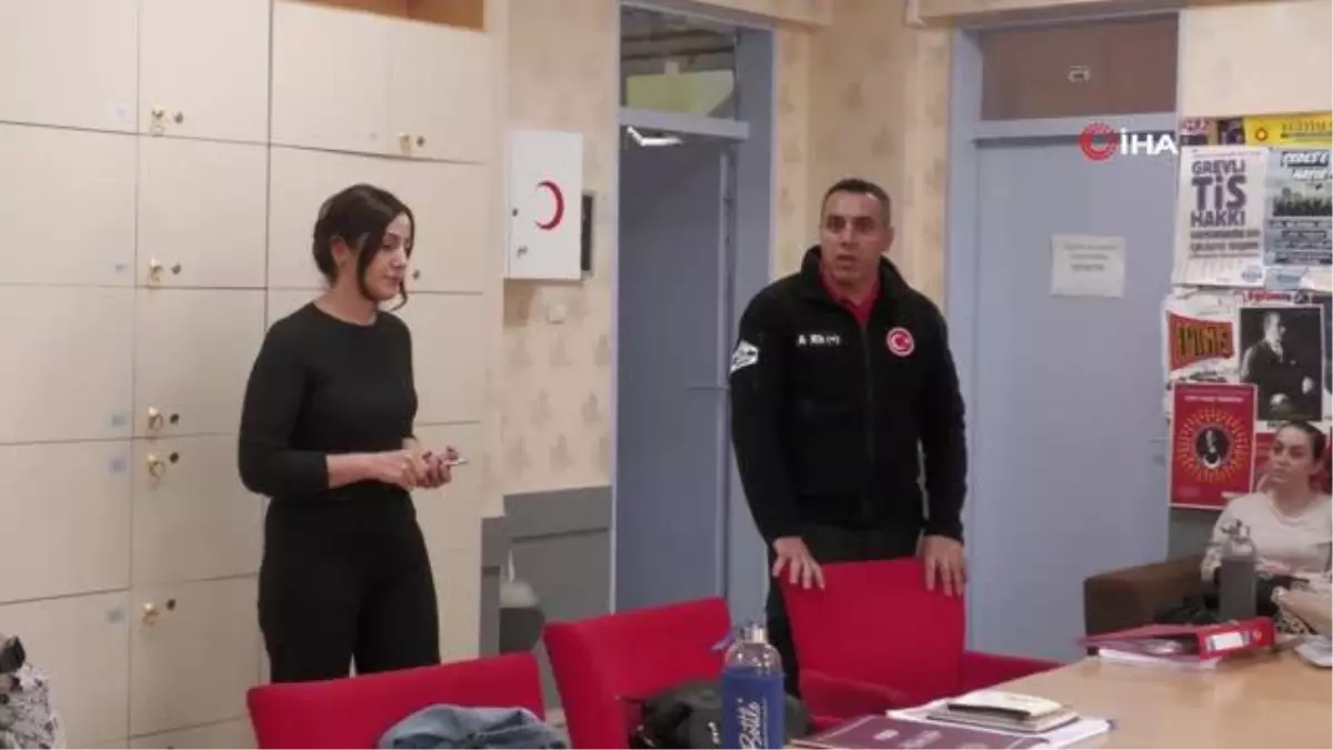 Esenyurtlu öğrenciler depreme karşı bilinçleniyor