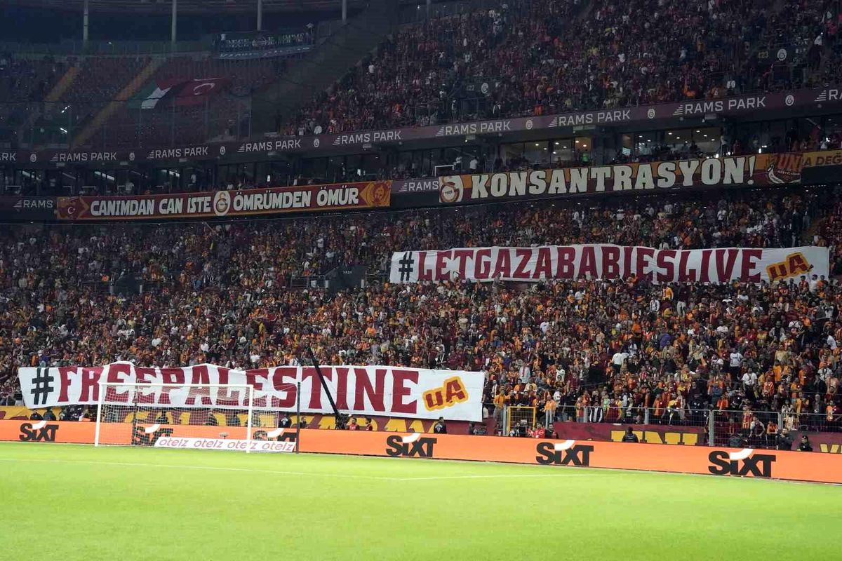 Galatasaray-Kasımpaşa Maçını 44 Bin 411 Seyirci İzledi