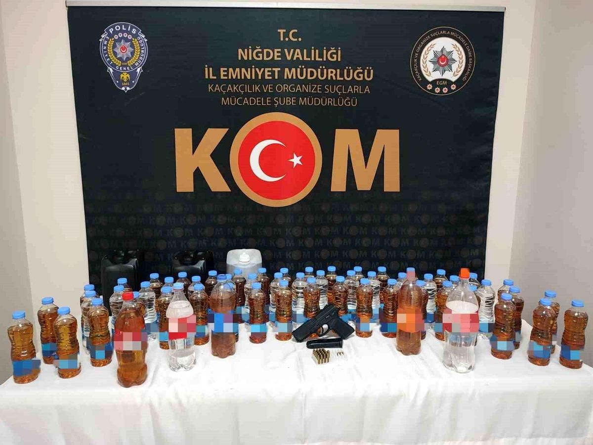 Niğde\'de Kaçak Alkol Satışı Yapan 2 Kişi Hakkında İşlem Başlatıldı