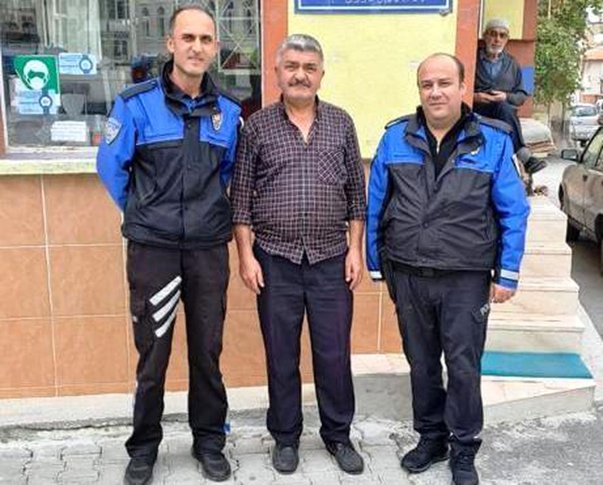 Kütahya Emniyet Müdürlüğü Mahalle Muhtarlarını Ziyaret Ediyor