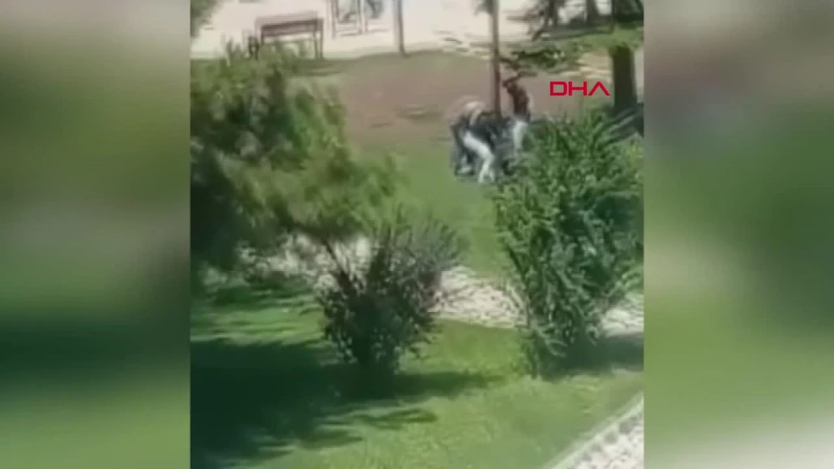 Eskişehir\'de Parkta Çıkan Kavgada Adam Öldürüldü