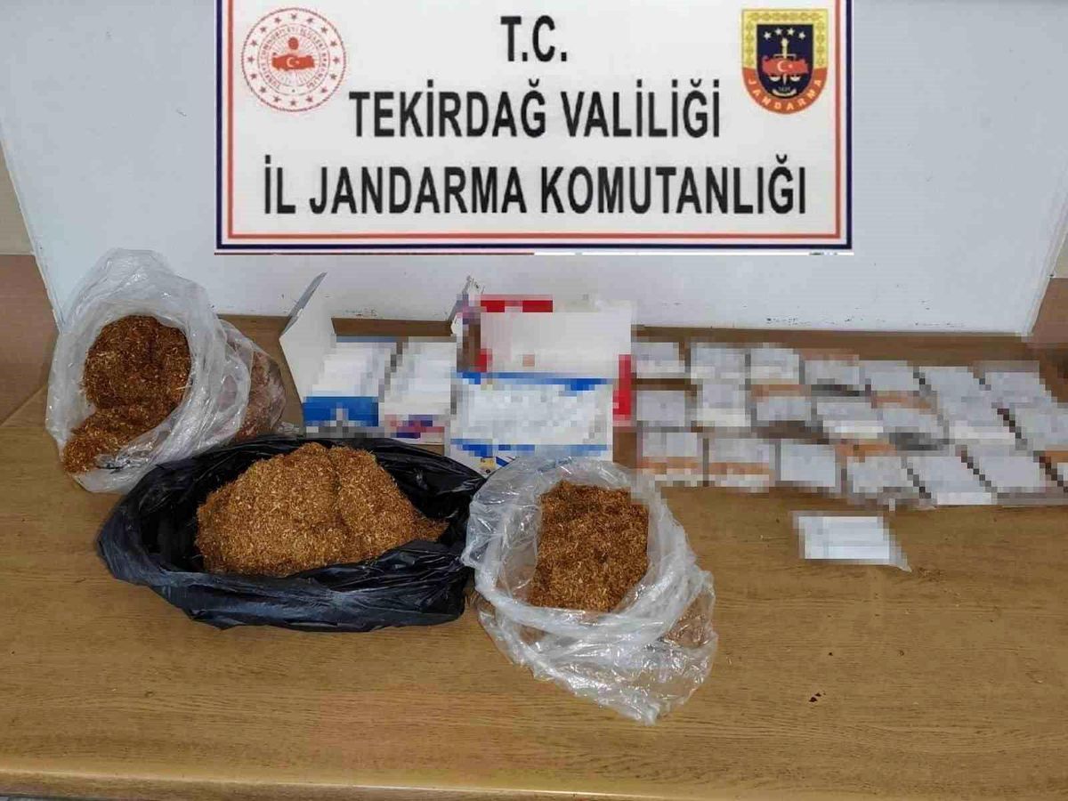 Tekirdağ\'da Jandarma Operasyonu: 1 Kilo 700 Gram Tütün ve Makaron Ele Geçirildi